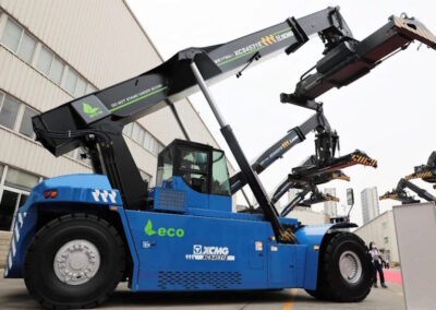 XCS45EV Electric Reach Stacker